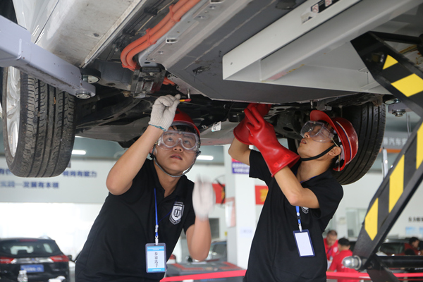 20201030��У�s�@2020�ꡰ������������Դ��܇���g(sh��)�c����(w��)ِ�(xi��ng)��܊ (3).JPG
