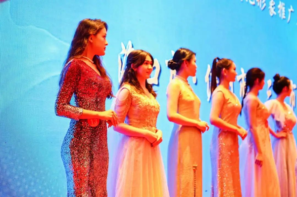 20220106��У�W(xu��)��ժ�@2021���������Ļ�С���ِ(����)���Qِ���(xi��ng)��(ji��ng)�?ԭ�D (15).jpg